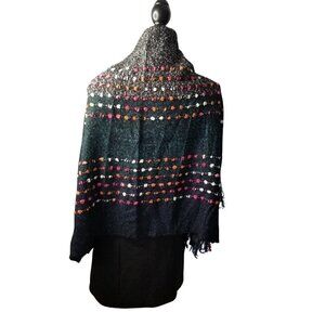 NWT Steve Madden Green Boucle Oversized Wrap Blanket Scarf